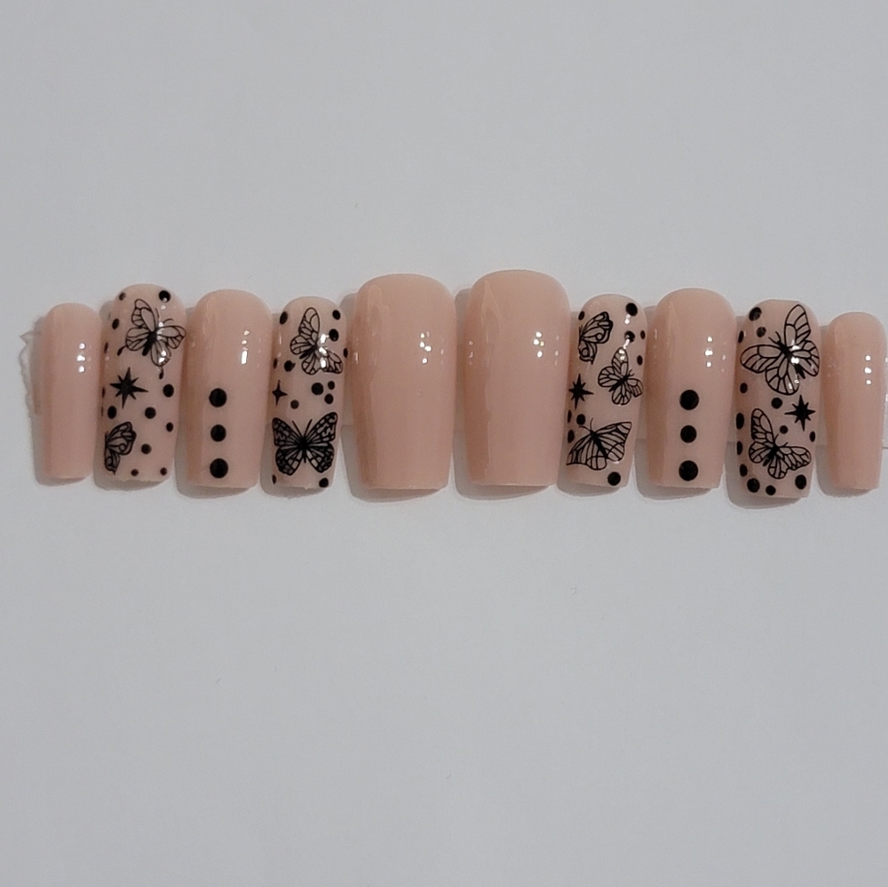 Press On nails